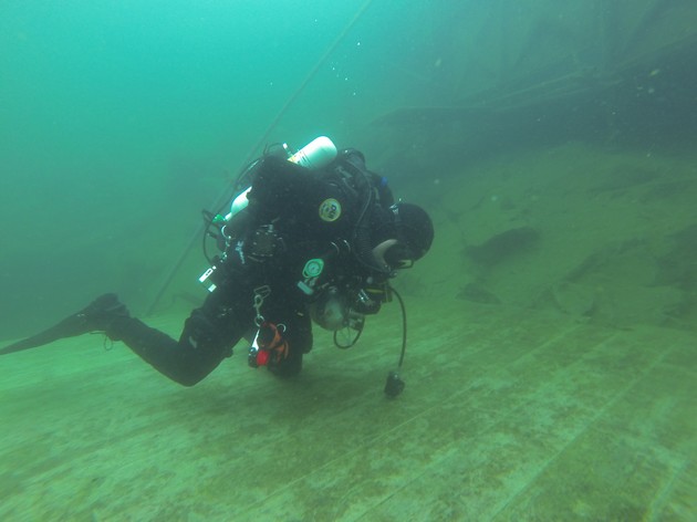 Buddy team getting ready for their qualifying dive for IANTD ART Rebreatherpro-Training