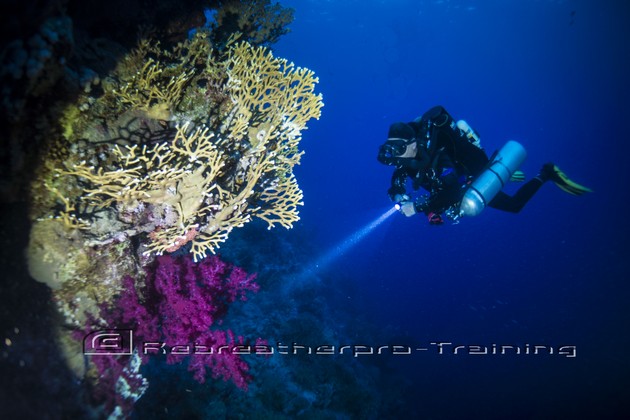 Not a rebreather, but a submarine for the tourists in Gran Canaria Rebreatherpro-Training