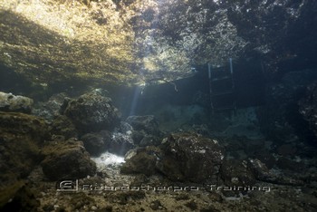 Cave Diving in Florida Rebreatherpro-Training