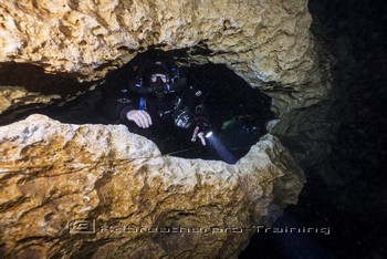 TDI CCR Full Cave Course in Lot France Rebreatherpro-Training